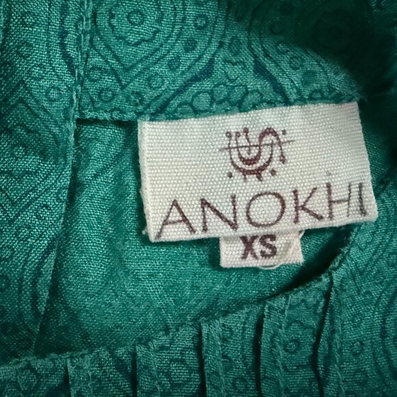 Anokhi silk blouse, teal, extra-small, but fits larger. - Picture 6 of 7